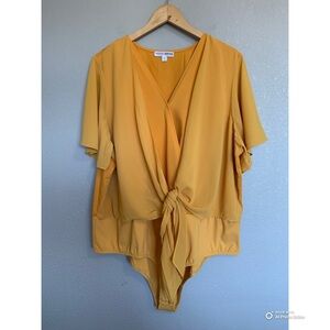Everyday Jones Flutter Sleeve Bodysuit Size 3X Gold Yellow Short Sleeve NWOT